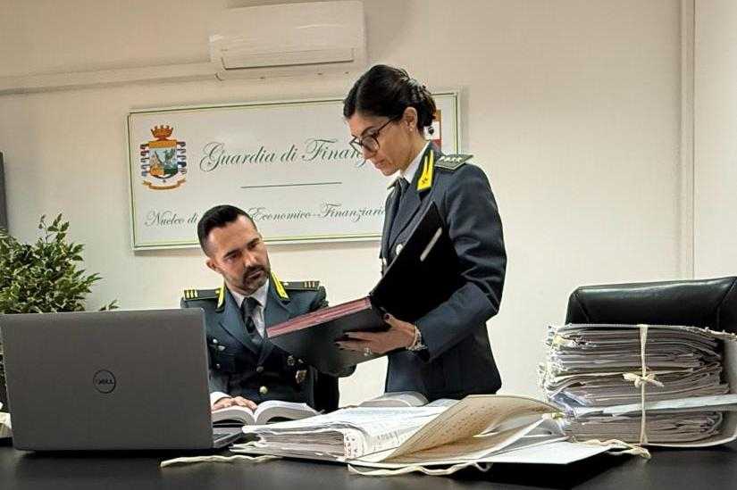 11052026021512militari-ufficio