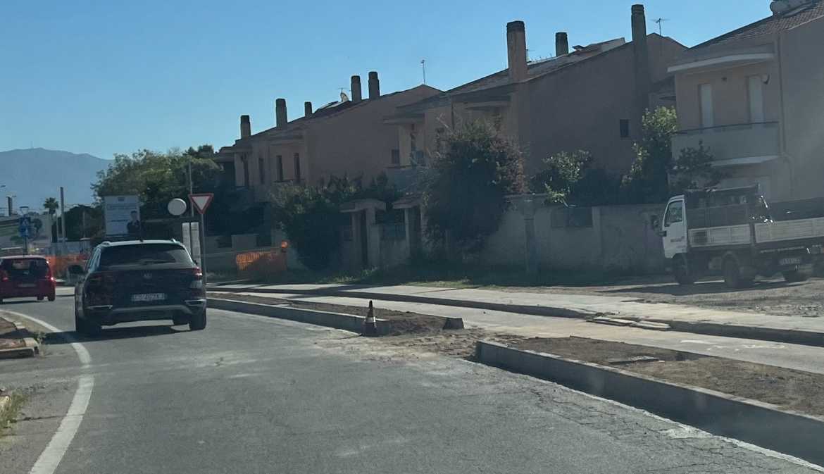 via-vesalio-lavori-carreggiata-chiusura