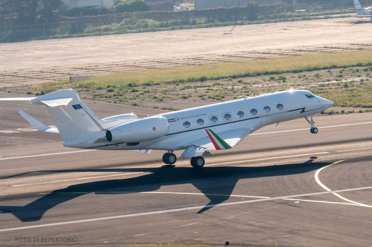 volo-aeronautica-bimbo-trasporto