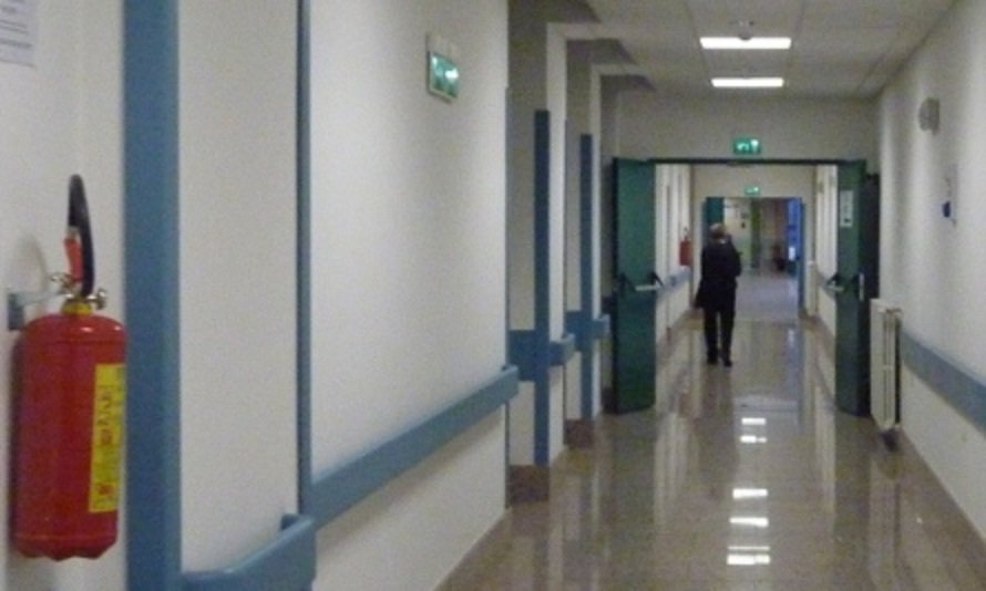 Ospedale Corridoio Estintore