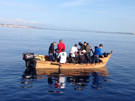 Sbarco Migranti Barchino